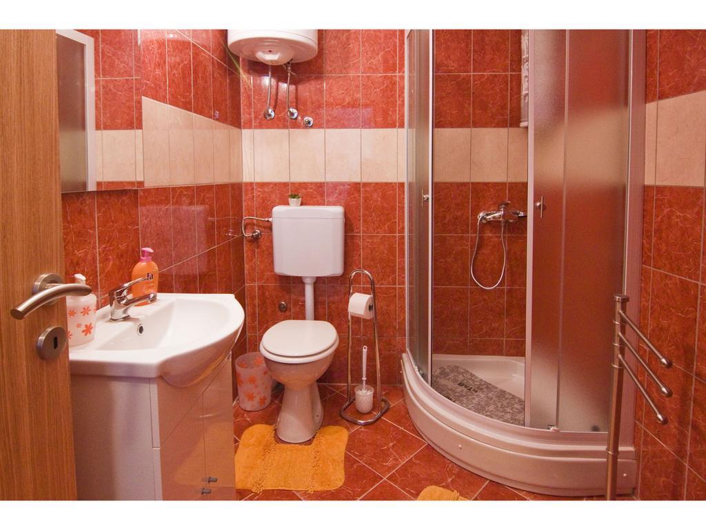 Apartments Cambi Kaštela Cameră foto